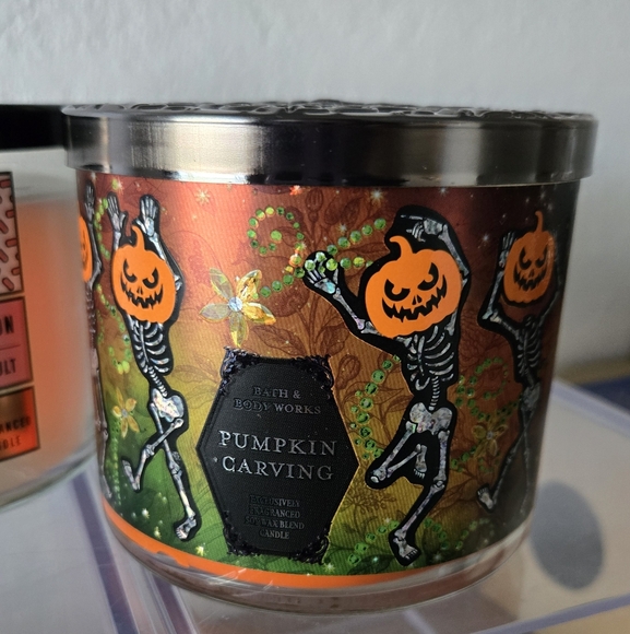 Pumpkin Donut 🍩 shop + Pumpkin 🎃 Carving Bath and Body Works ~ 2 Candles - Picture 5 of 11